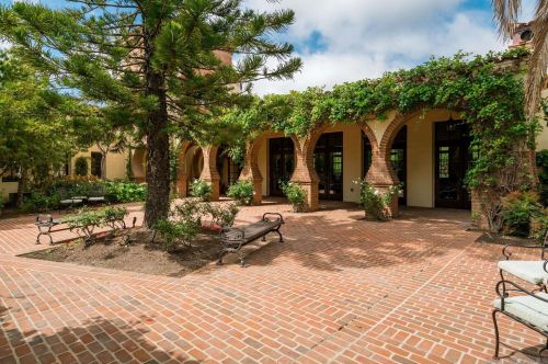 6962 Feldspar Pl, Carlsbad CA  92009-5212 exterior