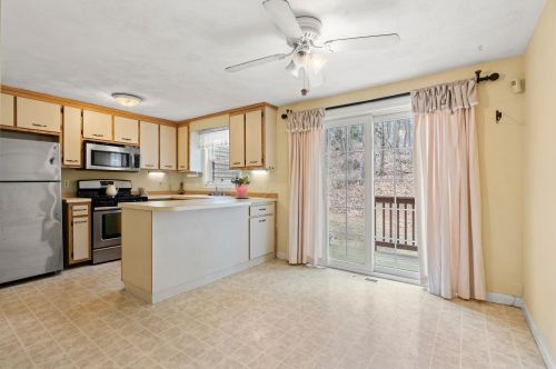 30 Hawkstead Holw, Nashua, NH 03063-7026