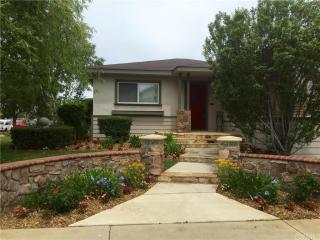 3303 Country Club Dr, Lakewood, CA 90712-3428
