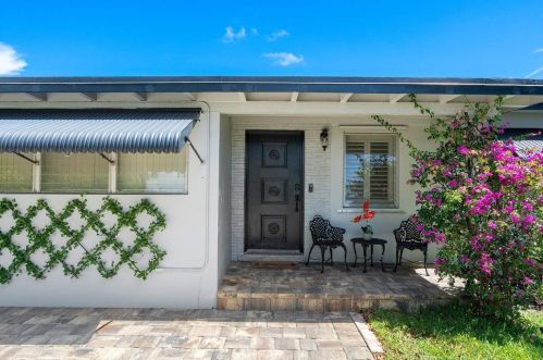 227 15th St, Delray Beach, FL 33444-3023