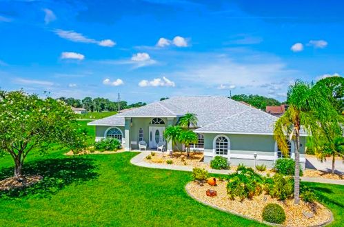 424 Holly Dr, Sebring, FL 33876-6217