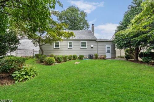 1425 Edwin Pl, Plainfield NJ exterior