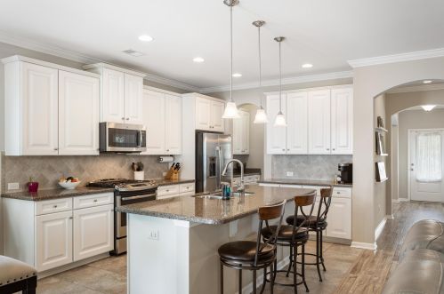 1654 Sparkleberry Ln, Johns Island SC  29455-3814 exterior