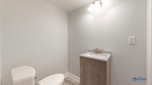 2716 Edgewood Dr, Dyer IN  46311-2309 exterior