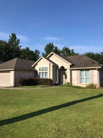 67054 Montaigne St, Mandeville LA  70471-6921 exterior