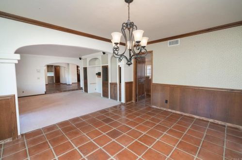 1129 Sugarbush Dr, Vista CA  92084-6605 exterior