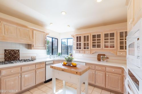 4621 Woodmere Rd, Santa Maria CA  93455-6680 exterior