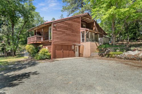 16676 Sharon Way, Grass Valley CA  95949-6603 exterior