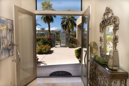 29 Sun Ridge Cir, Rancho Mirage CA  92270-2641 exterior