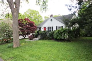 16 Mcallister Ave, Norwalk, CT 06854-2533