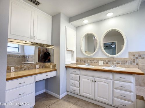 1870 Tropic St, Titusville FL  32796-3844 exterior