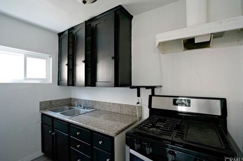 5101 Lindsey Ave, Pico Rivera CA  90660-2732 exterior