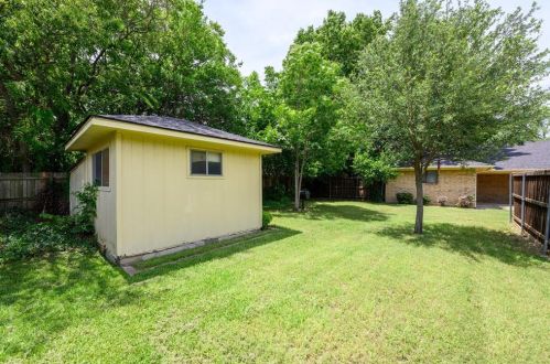 601 Headlee St, Denton TX  76201-0852 exterior