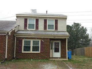 801 Wickford Dr, Chesapeake, VA 23320-6658