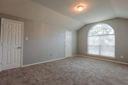 8514 Sports Haven Dr, Humble TX  77346-6000 exterior