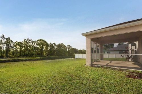 2705 Villa Ave, Lehigh Acres, FL 33976-8801
