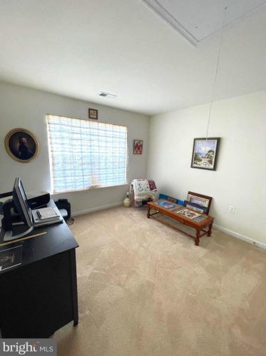 35 Colonial Dr, Charles Town WV  25414-4494 exterior