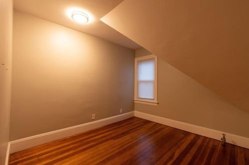 144 Wentworth Ave, Providence RI  02905-2706 exterior