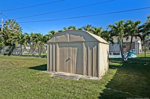 1773 Berkshire Blvd, Fort Pierce FL  34952-7112 exterior