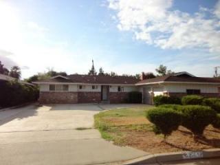 5755 6th St, Fresno, CA 93710-6349