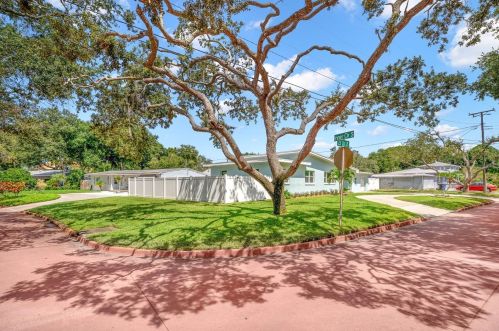 7191 21st St, Saint Petersburg, FL 33702-4853