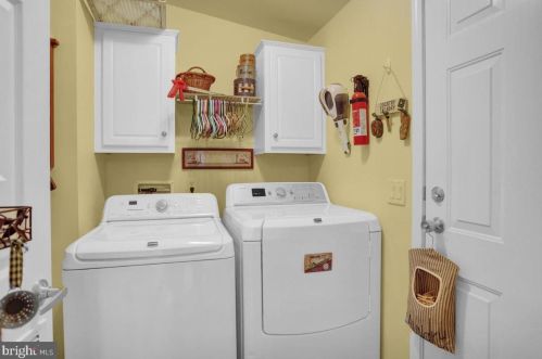 111 Allison Pl, Blandon PA  19510-9486 exterior