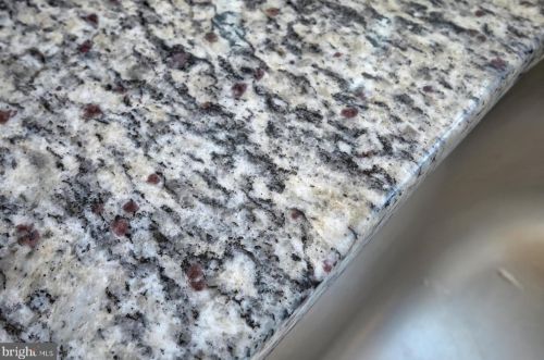 515 Spring Run Dr, Navy Sup Dpt PA  17055-5580 exterior