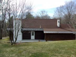 107 Frisbie Hill Rd, Castleton, VT 05735-9777