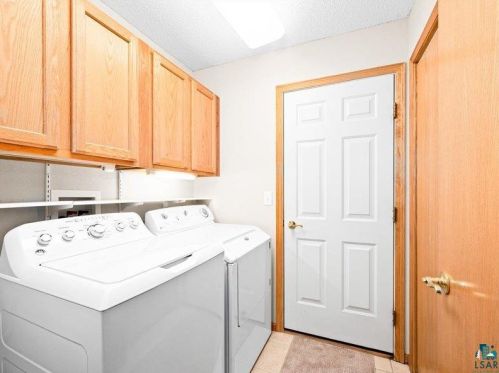 721 Almac Dr, Duluth MN  55810-1710 exterior