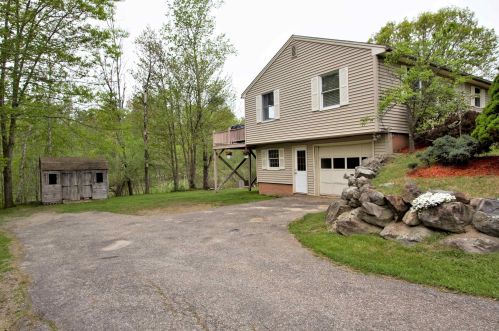 245 Green St, Somersworth NH  03878-2107 exterior