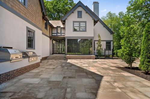 330 Shields Ln, Sewickley PA  15143-1036 exterior