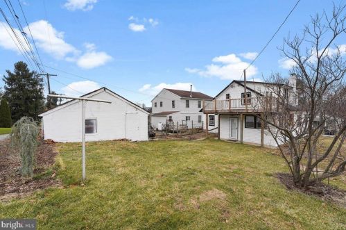 3728 Norwood Ave, Downingtown PA  19335-2048 exterior