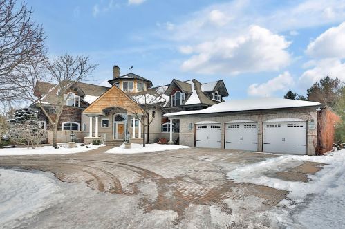 2755 Neal Ave, Afton, MN 55001-9302