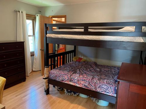 3065 41, Milwaukee WI 53209-5820 exterior