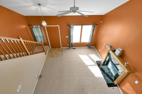 643 Keltonhurst Dr, Pataskala OH 43062-7363 exterior