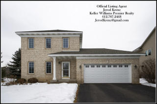 2001 Hunter Hill Ct, Hudson WI  54016-5820 exterior