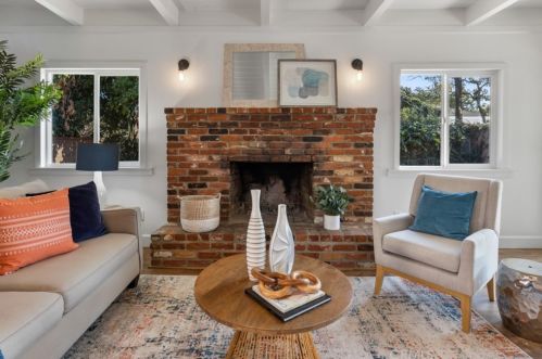 5242 Levelside Ave, Lakewood CA  90712-2224 exterior