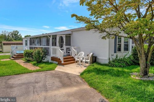 1032 11th Ave, Wilmington, DE 19808-4969