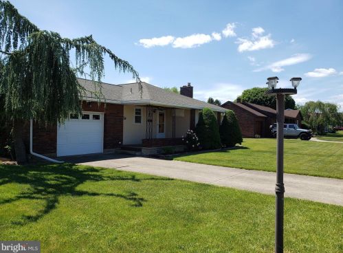 154 7th St, Ironton, PA 18037-1110