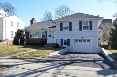 24 Third Ave, New Rochelle, NY 10803-1425