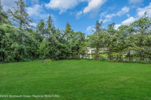 43 Redwood Pl, Jackson Twp NJ  08527-1508 exterior