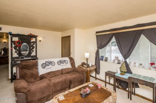 1714 Rainbow Ave, Lake Havasu City, AZ 86403-4842