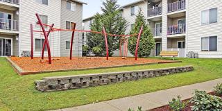 14611 Admiralty Way, Lynnwood WA  98087-1300 exterior