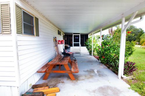 4743 Sandpiper Dr, Saint James City FL  33956-2810 exterior