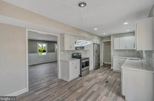 561 Charleston Rd, Willingboro NJ  08046-1768 exterior