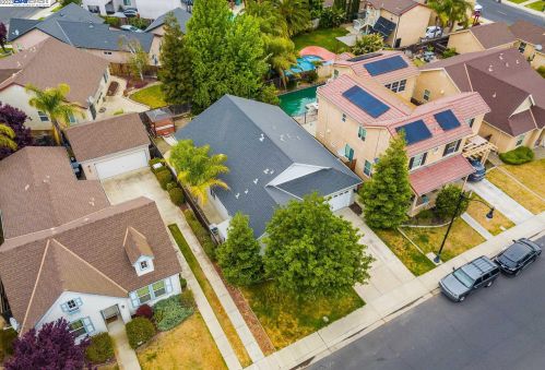 1169 Syracuse Ln, Manteca CA  95336-2990 exterior