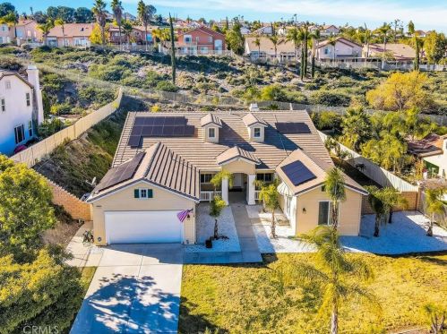 14 Via Palmieki Ct, Lake Elsinore, CA 92532-0146