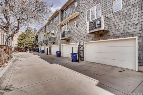 1633 Franklin St, Denver CO 80205-3967 exterior