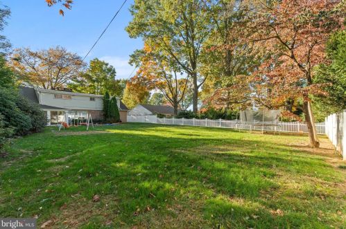 1980 Sterling Pl, Lancaster PA  17601-3848 exterior
