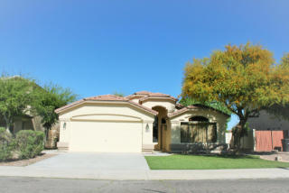 4670 Torrey Pines Ln, Chandler, AZ 85249-7161